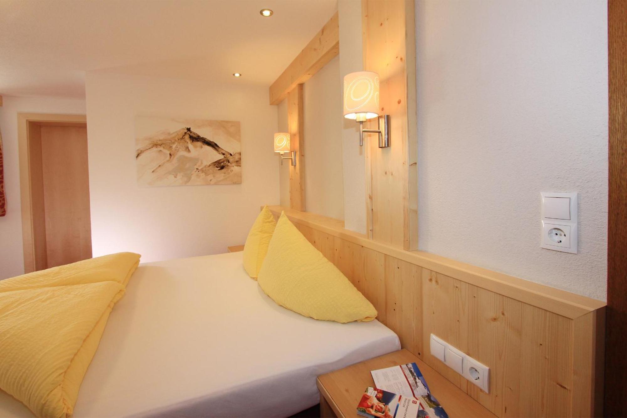 Haus Stefanie Hotel Solden Room photo